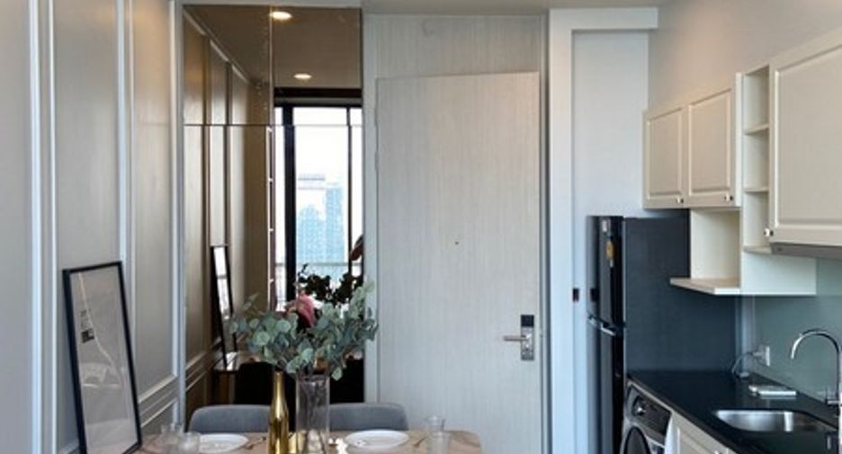À vendre 2 chambres condo à Watthana, Bangkok