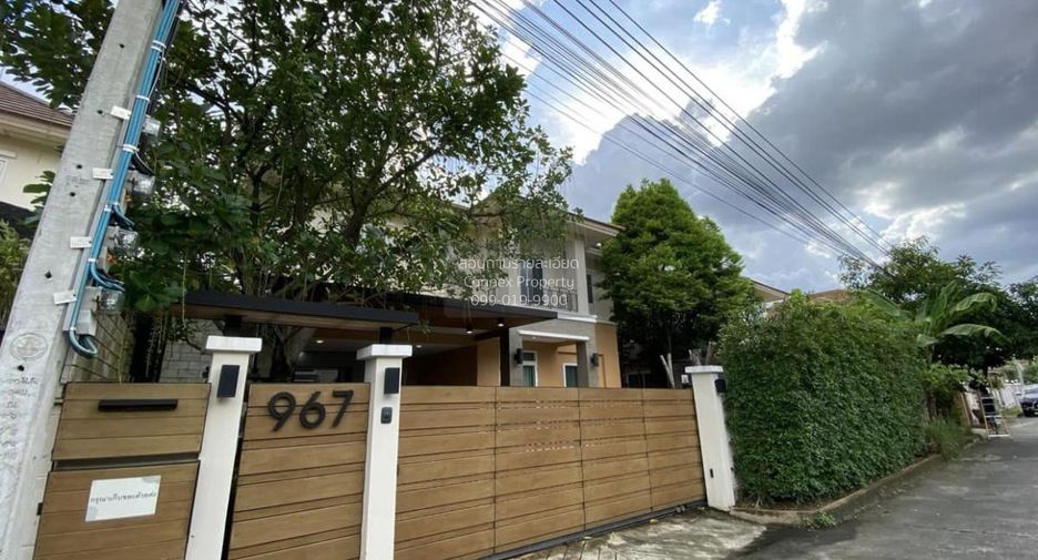 À vendre 3 chambres maison à Saphan Sung, Bangkok