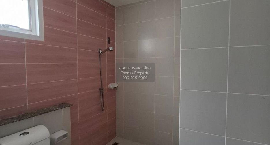 For sale 3 ベッドルーム house in Si Racha, Chonburi