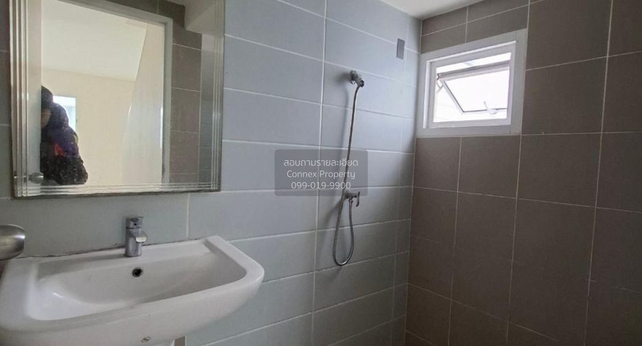 For sale 3 ベッドルーム house in Si Racha, Chonburi