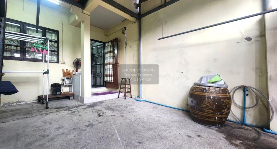 For sale 3 bedrooms townhouse in Min Buri, Bangkok