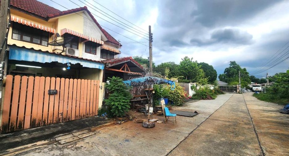For sale 3 bedrooms townhouse in Min Buri, Bangkok