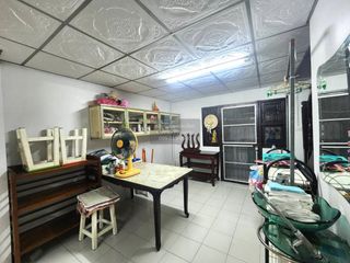 Casa adosada en venta de 3 habitaciones en Min Buri, Bangkok
