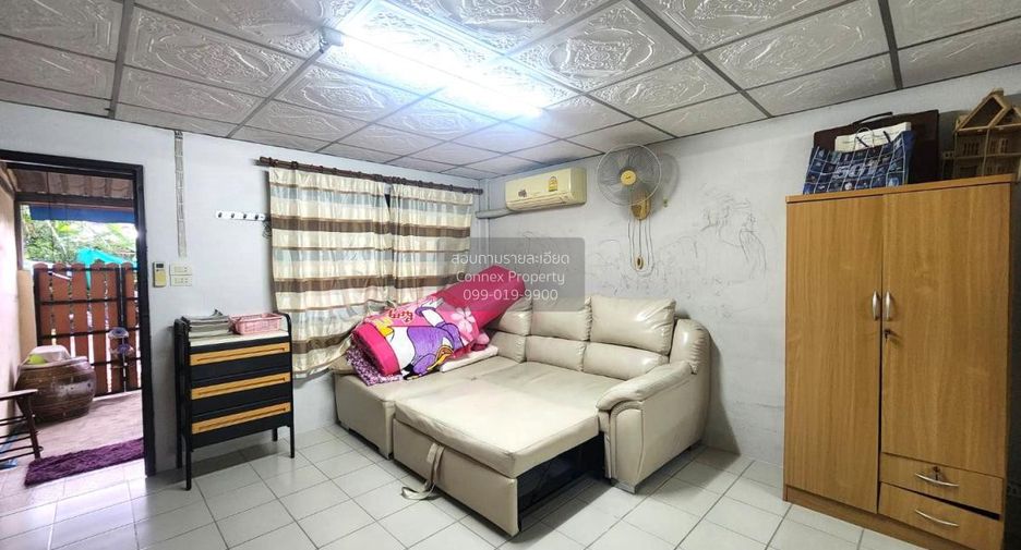 For sale 3 bedrooms townhouse in Min Buri, Bangkok