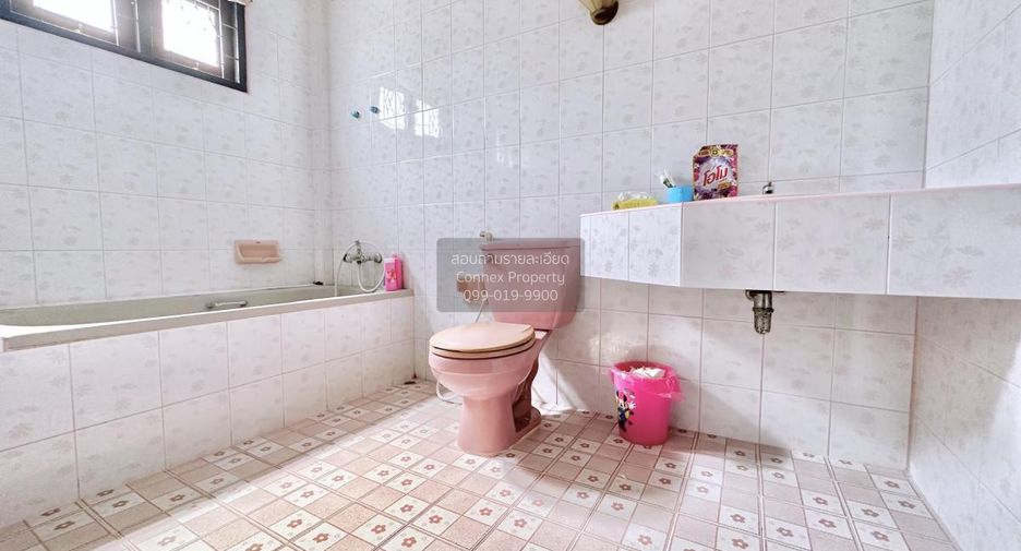 For sale 4 ベッドルーム house in Mueang Pathum Thani, Pathum Thani