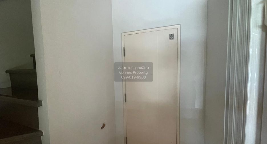 Casa en venta de 4 habitaciones en Bang Kruai, Nonthaburi