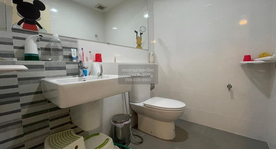 Casa en venta de 4 habitaciones en Bang Kruai, Nonthaburi