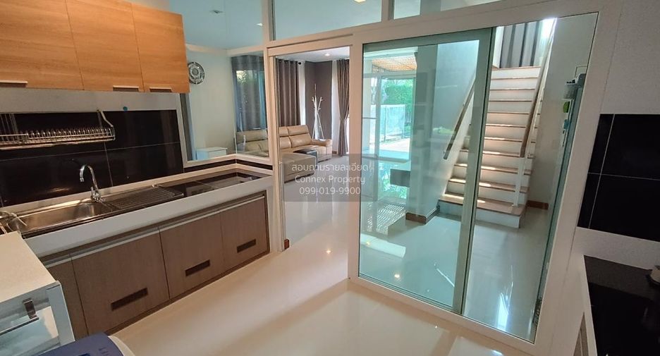 For sale 4 bedrooms house in Pak Kret, Nonthaburi