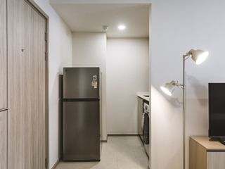 Продажа 1 кровать кондо в Пхра Кханонг, Бангкок