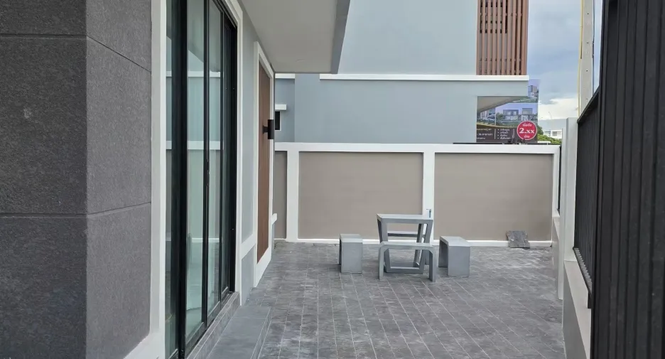 Casa en venta de 2 habitaciones en Si Racha, Chonburi