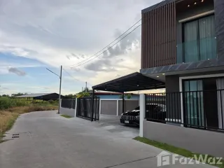 Casa en venta de 2 habitaciones en Si Racha, Chonburi