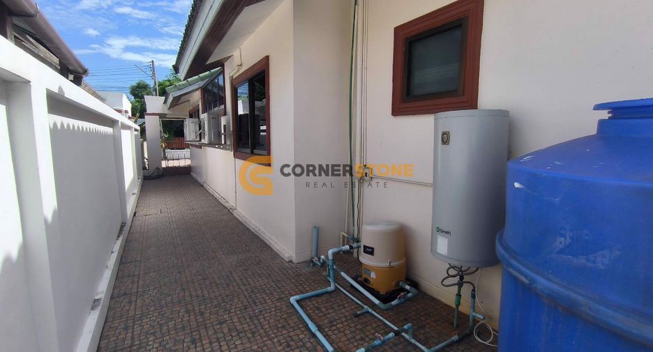 For rent 3 bedrooms house in Bang Lamung, Chonburi