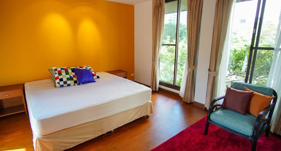 Condo en alquiler de 3 habitaciones en Watthana, Bangkok