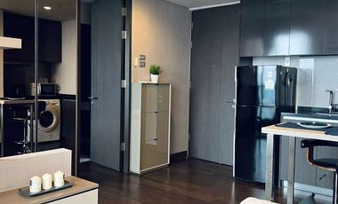 À louer et à vendre 1 chambre condo à Khlong Toei, Bangkok