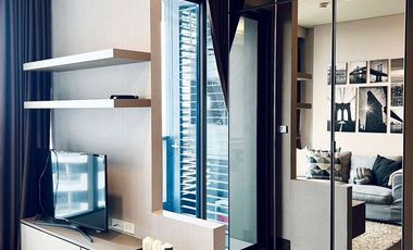 À louer et à vendre 1 chambre condo à Khlong Toei, Bangkok