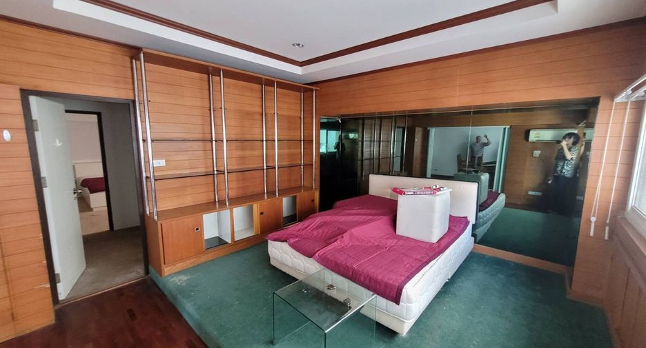 Wohnung zur Miete mit 2 Zimmer in Khlong Toei, Bangkok