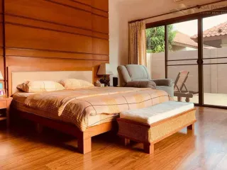 À louer 3 chambres villa à Bang Lamung, Chonburi