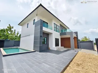 出售 4 卧室 别墅 在 Bang Lamung, Chon Buri