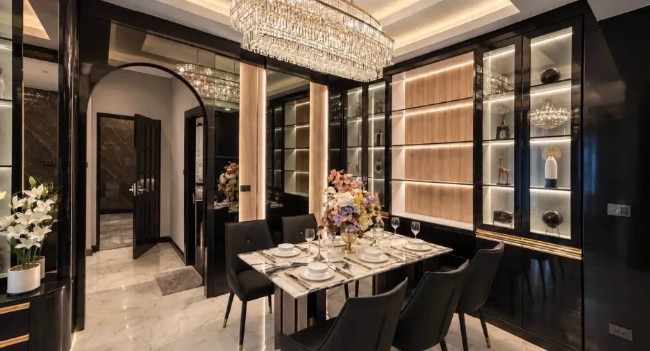 Villa en venta de 5 habitaciones en Bang Lamung, Chonburi