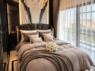 Villa en venta de 5 habitaciones en Bang Lamung, Chonburi