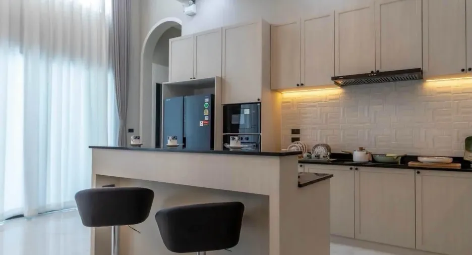 For sale 4 bedrooms villa in Bang Lamung, Chonburi