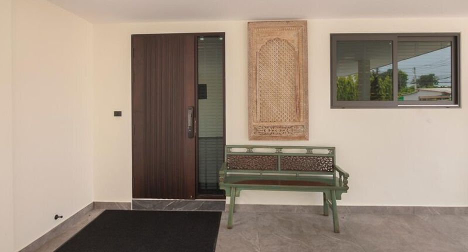 Villa zum Kauf mit 4 Zimmer in Bang Lamung, Chonburi