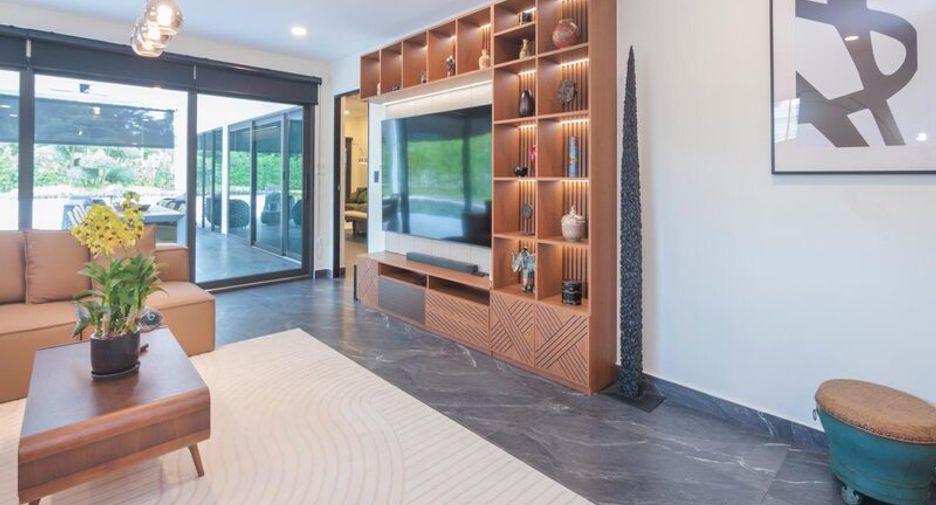 Villa zum Kauf mit 4 Zimmer in Bang Lamung, Chonburi