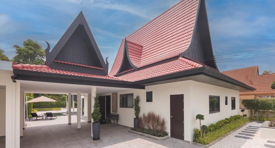 Villa zum Kauf mit 4 Zimmer in Bang Lamung, Chonburi