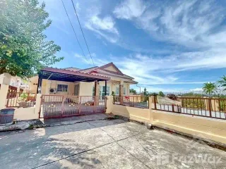 Casa en venta de 4 habitaciones en Si Racha, Chonburi