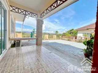 Casa en venta de 4 habitaciones en Si Racha, Chonburi