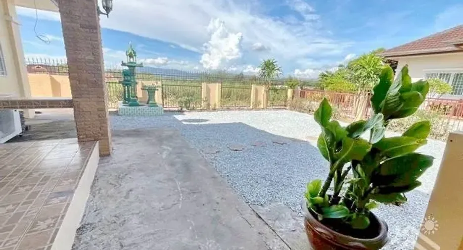 À vendre 4 chambres maison à Si Racha, Chonburi