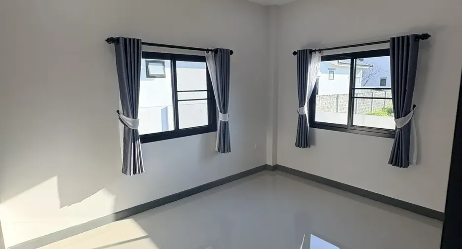 For rent 3 bedrooms house in Saraphi, Chiang Mai