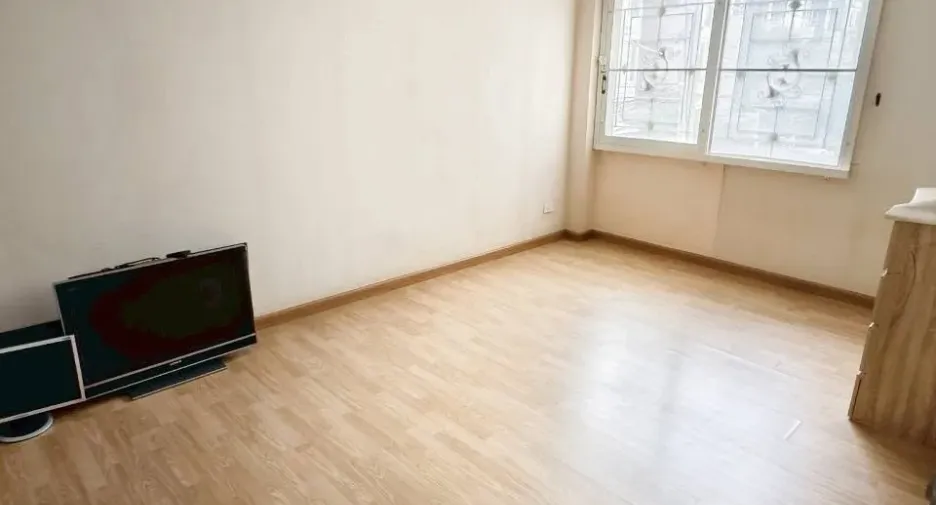 Casa adosada en venta y en alquiler de 4 habitaciones en Pak Kret, Nonthaburi