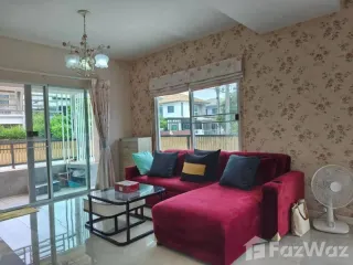 出租 4 卧室 独立屋 在 Khlong Luang, Pathum Thani