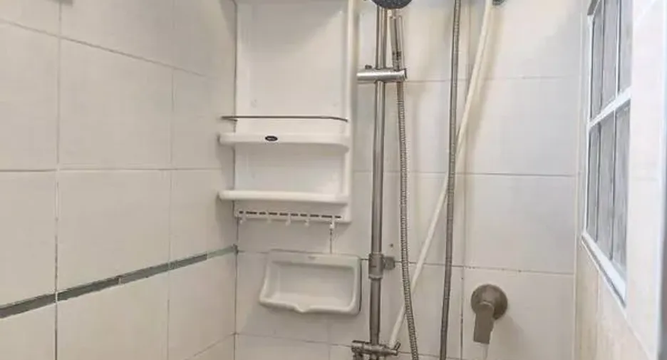 出租 4 卧室 独立屋 在 Khlong Luang, Pathum Thani