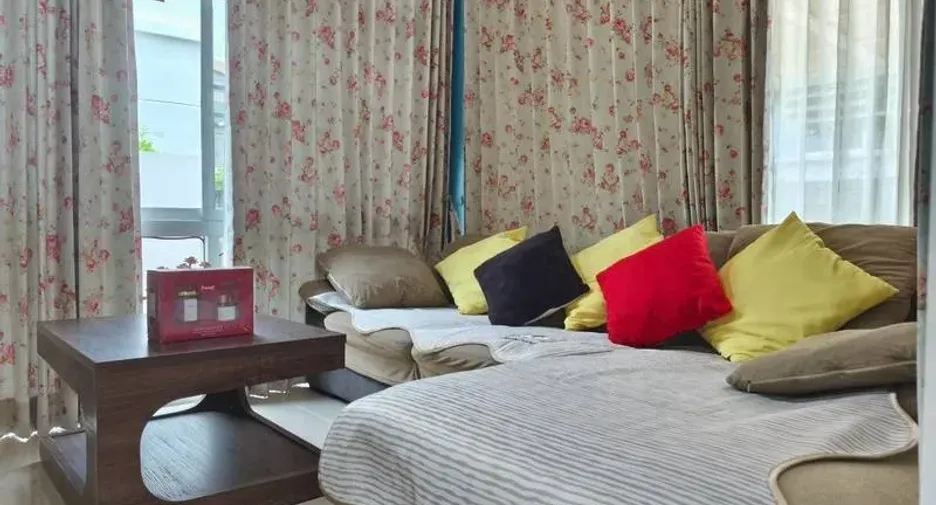 出租 4 卧室 独立屋 在 Khlong Luang, Pathum Thani
