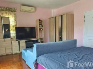 Casa en alquiler de 3 habitaciones en Thanyaburi, Pathum Thani