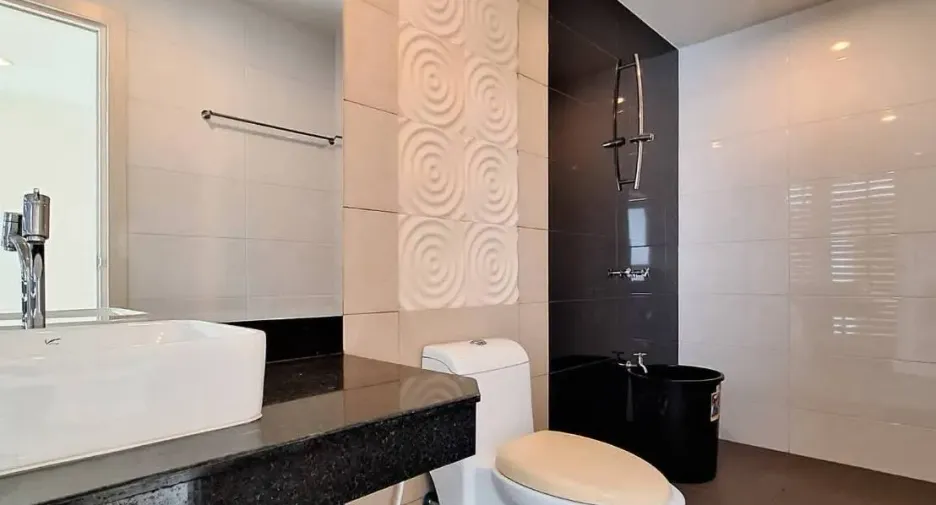 Casa en venta de 3 habitaciones en Mueang Nonthaburi, Nonthaburi