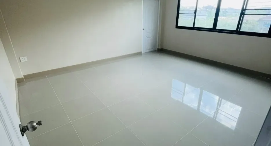 出租 公寓 独立屋 在 Bang Yai, Nonthaburi