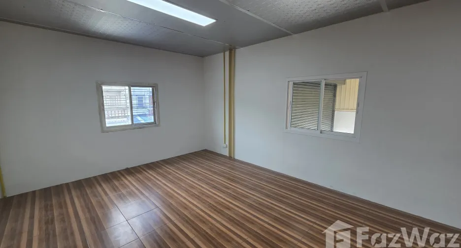 Casa en alquiler de estudio en Pak Kret, Nonthaburi