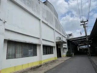 出租 公寓 独立屋 在 Sam Phran, Nakhon Pathom