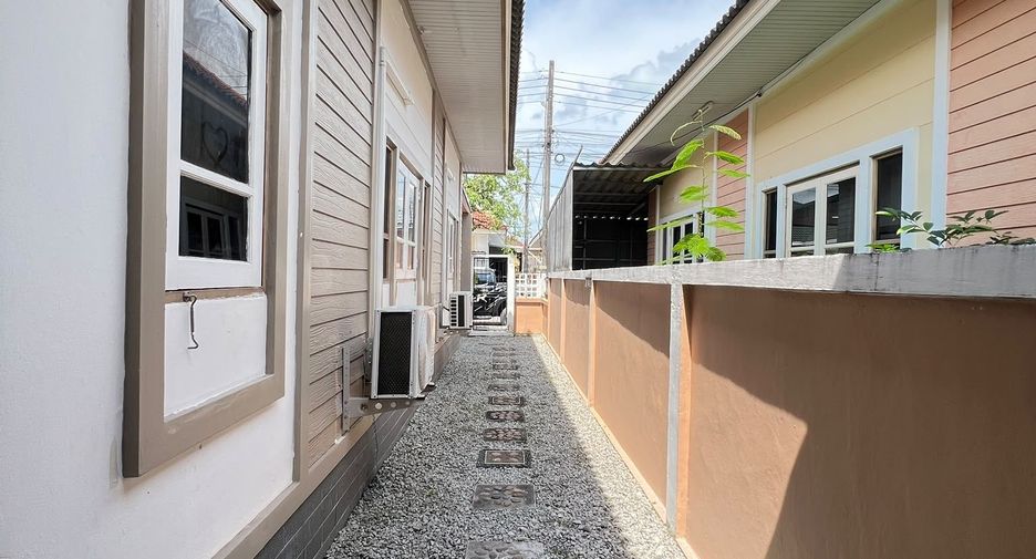 For rent 2 ベッドルーム townhouse in Mueang Phuket, Phuket
