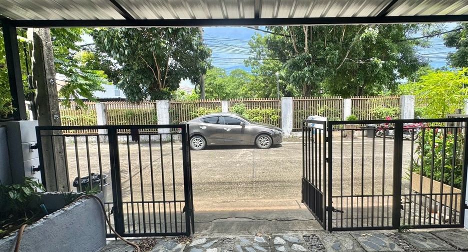 For rent 2 ベッドルーム townhouse in Mueang Phuket, Phuket