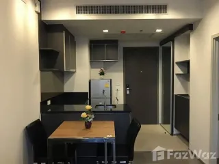 À louer 1 chambre condo à Khlong San, Bangkok