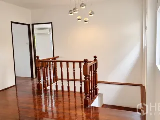 出租 3 卧室 独立屋 在 Khlong Toei, 曼谷