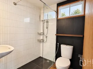 出租 3 卧室 独立屋 在 Khlong Toei, 曼谷