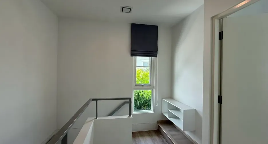 Haus zur Miete mit 3 Zimmer in Bang Phli, Samut Prakan