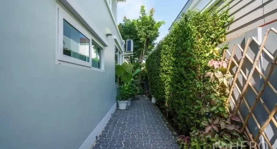 Haus zur Miete mit 2 Zimmer in Prawet, Bangkok