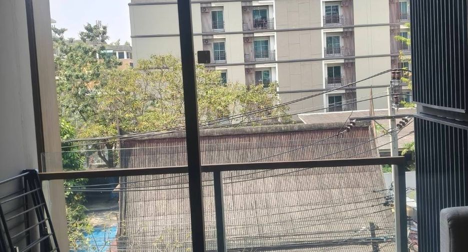 Condo en alquiler de 2 habitaciones en Khlong Toei, Bangkok
