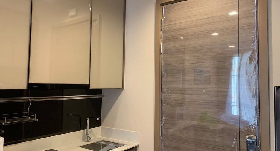 À vendre 1 chambre condo à Phaya Thai, Bangkok